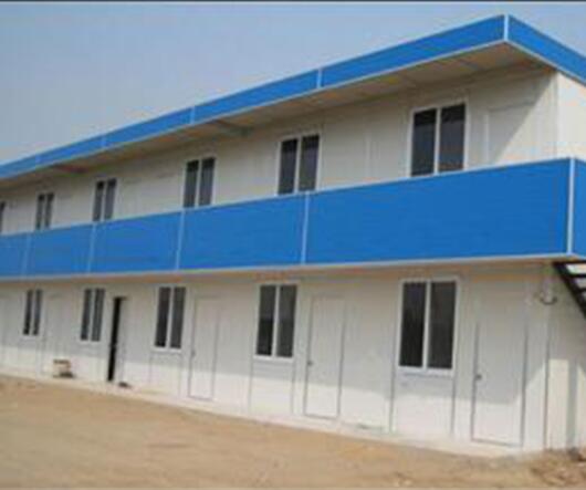 卷帘门厂家怎样完善其工业结构?